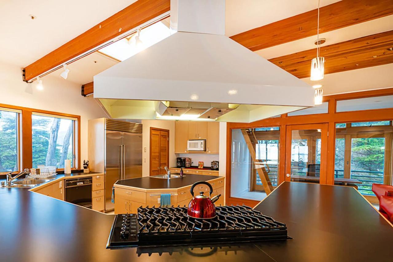 Luxury Beachfront Penthouse Walk To The Beach Restaurants Entertainment Half Moon Bay Exteriér fotografie