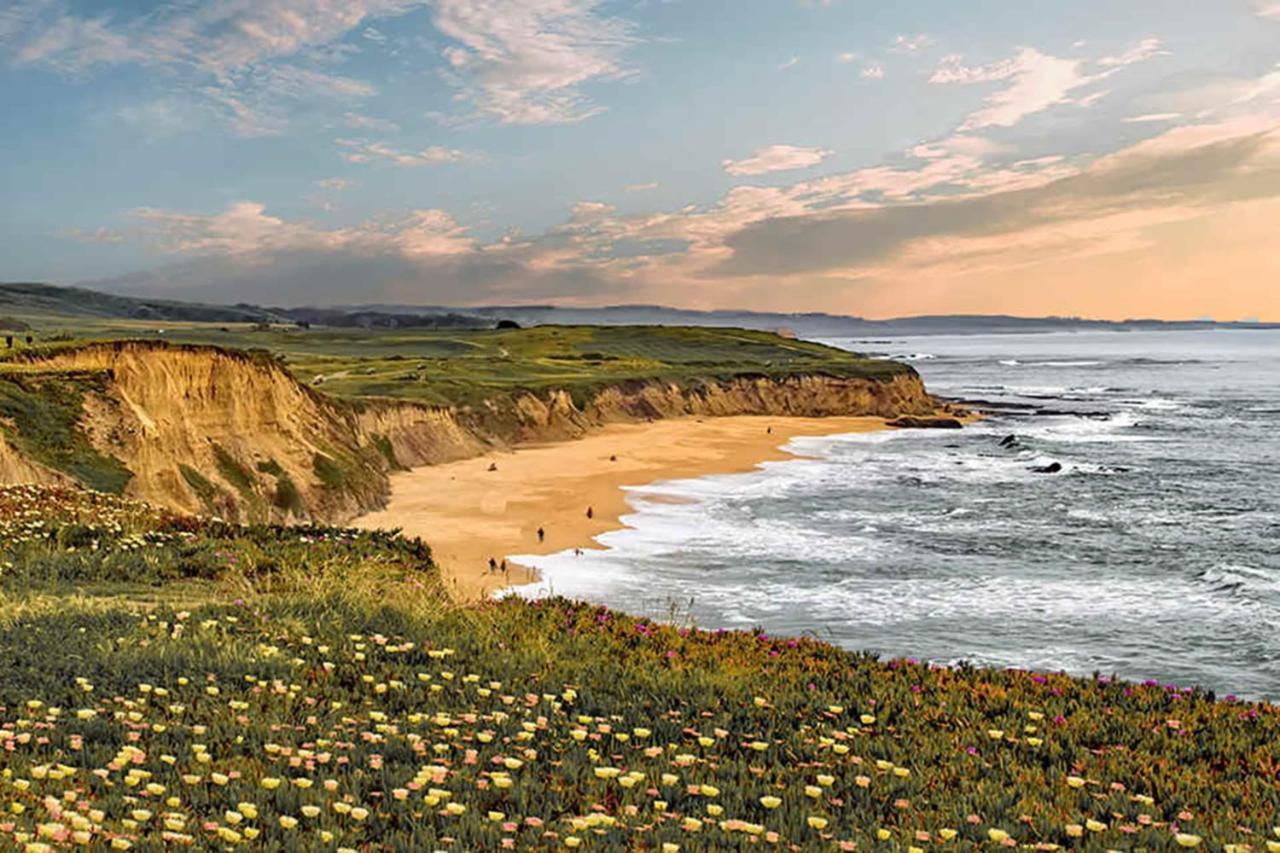 Luxury Beachfront Penthouse Walk To The Beach Restaurants Entertainment Half Moon Bay Exteriér fotografie